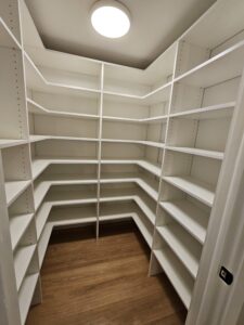 Walk in pantry